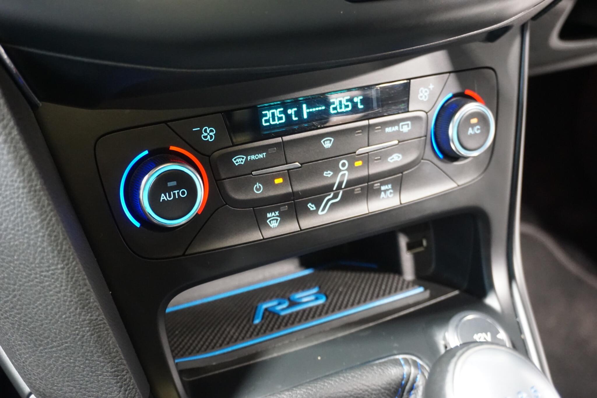 Ford Focus 2.3T EcoBoost RS Hatchback 5dr Petrol Manual AWD Euro 6 (s/s) (350 ps)